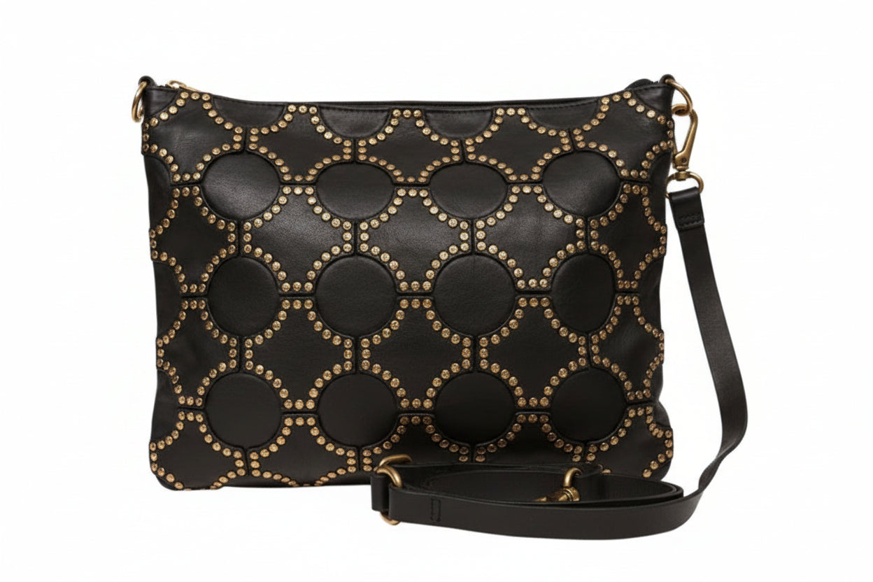 Margot shoulder bag size M with studs Campomaggi C045770ND X3112 black
