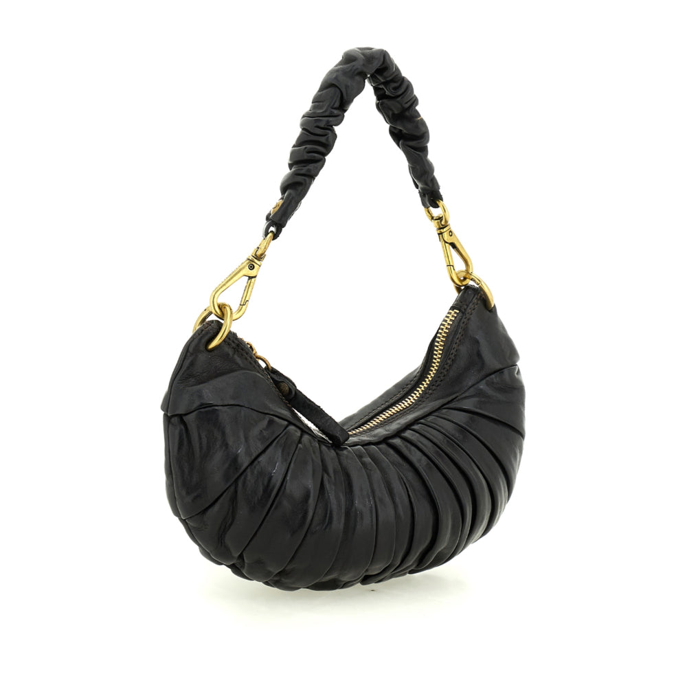 Borsa piccola a forma di luna, con doppia tracolla, una piccola e una lunga regolabile. Made in Italy