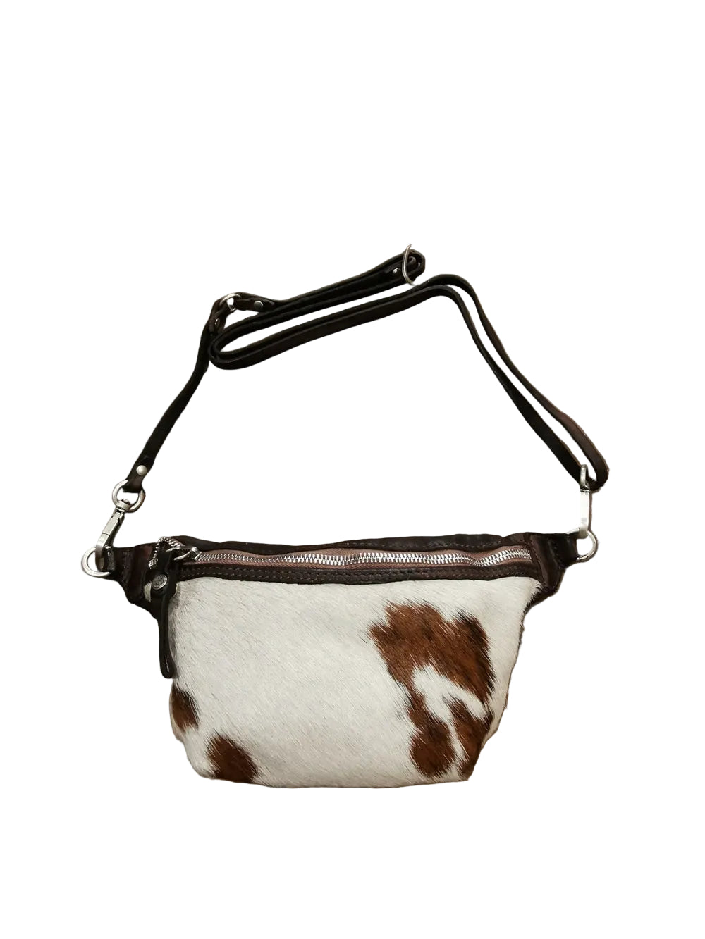 Piccolo marsupio realizzato in pelle, con la parte frontale realizzata in pelle di vacchetta a pelo. Made in Italy