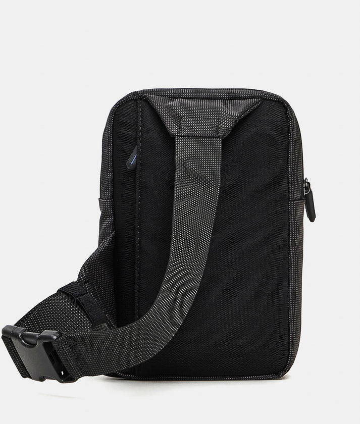 Monospalla sling bag District bag Mandarina Duck P10KPM02 Nero - Pelletteria Allegrini