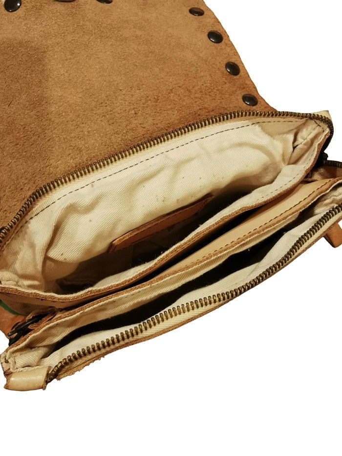 Pochette con patta e rivetti in pelle Pelletteria Allegrini Filippo 1221 Beige - Pelletteria Allegrini