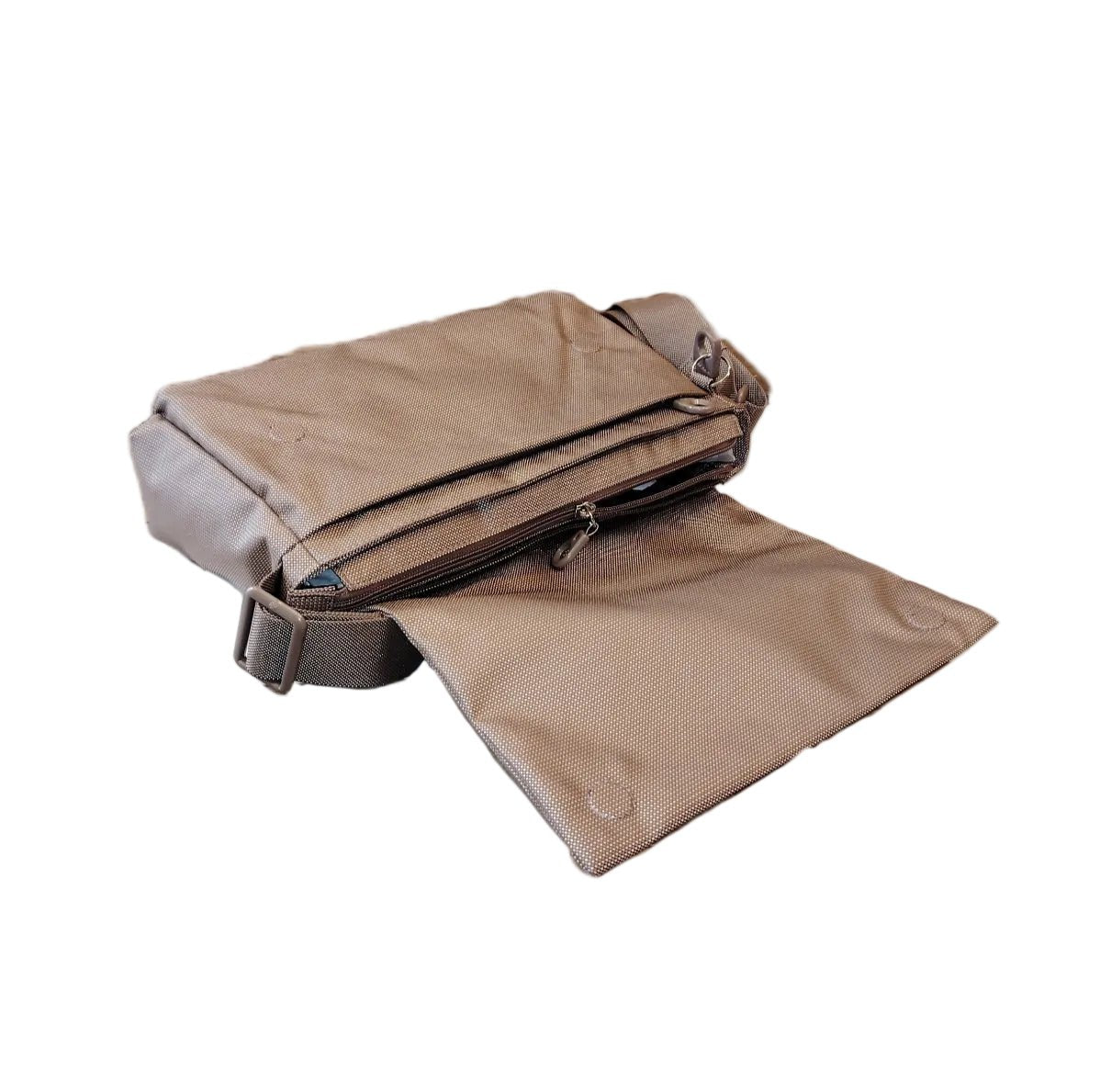 Tracolla c/patta in tessuto MD Mandarina Duck P10QMT28 Taupe - Pelletteria Allegrini