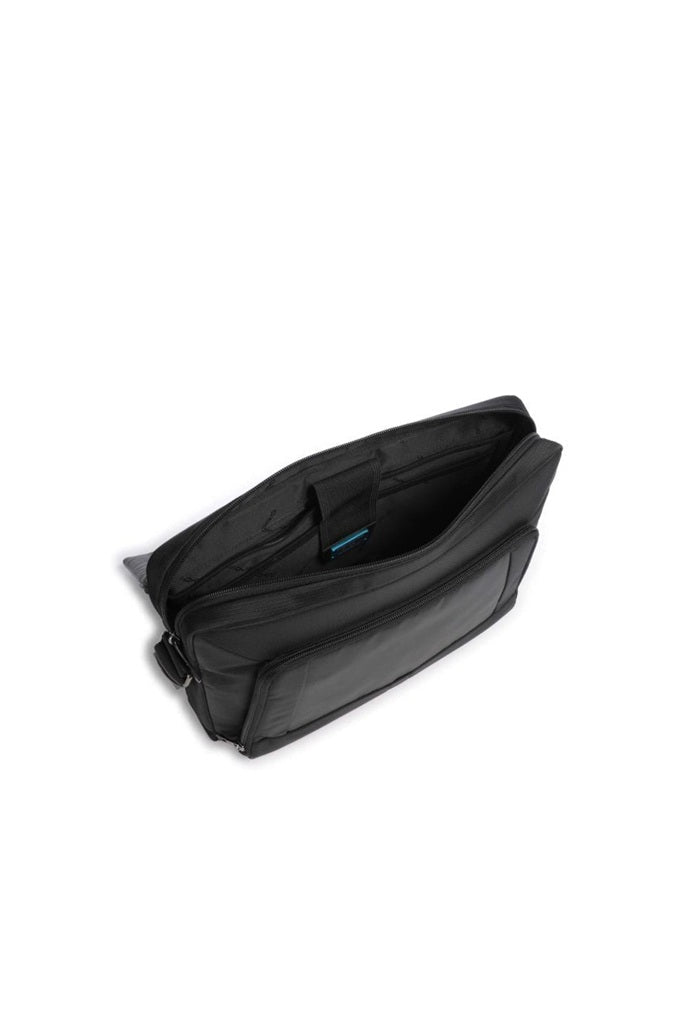 Messenger per computer e iPad® in tessuto riciclato Piquadro CA4639W120 Nero - Pelletteria Allegrini