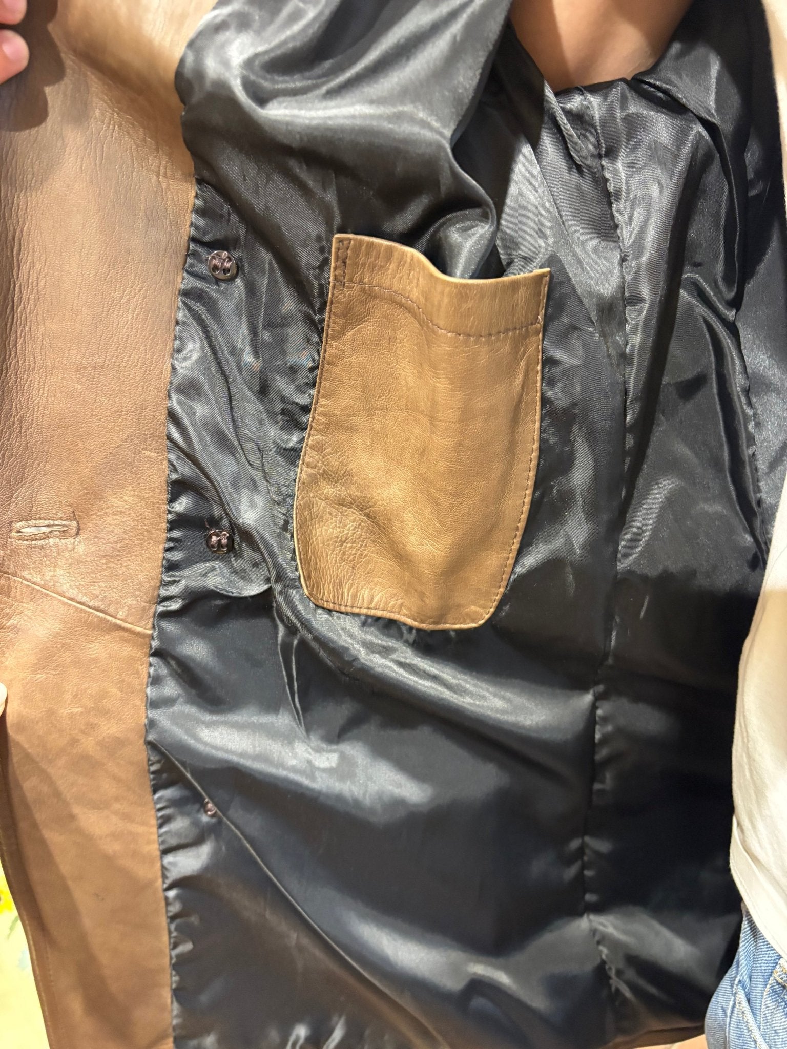 TRENCH uomo in pelle tamponato a mano Tuscany Pelletteria Allegrini Filippo Testa di moro - Pelletteria Allegrini