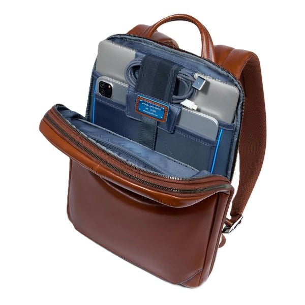Zaino uomo in pelle porta pc 14" Piquadro CA6311B2 Marrone - Pelletteria Allegrini